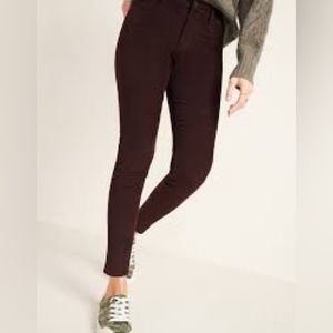 Old Navy Burgundy Corduroy Mid-Rise Rockstar Skinny Jeans NWT